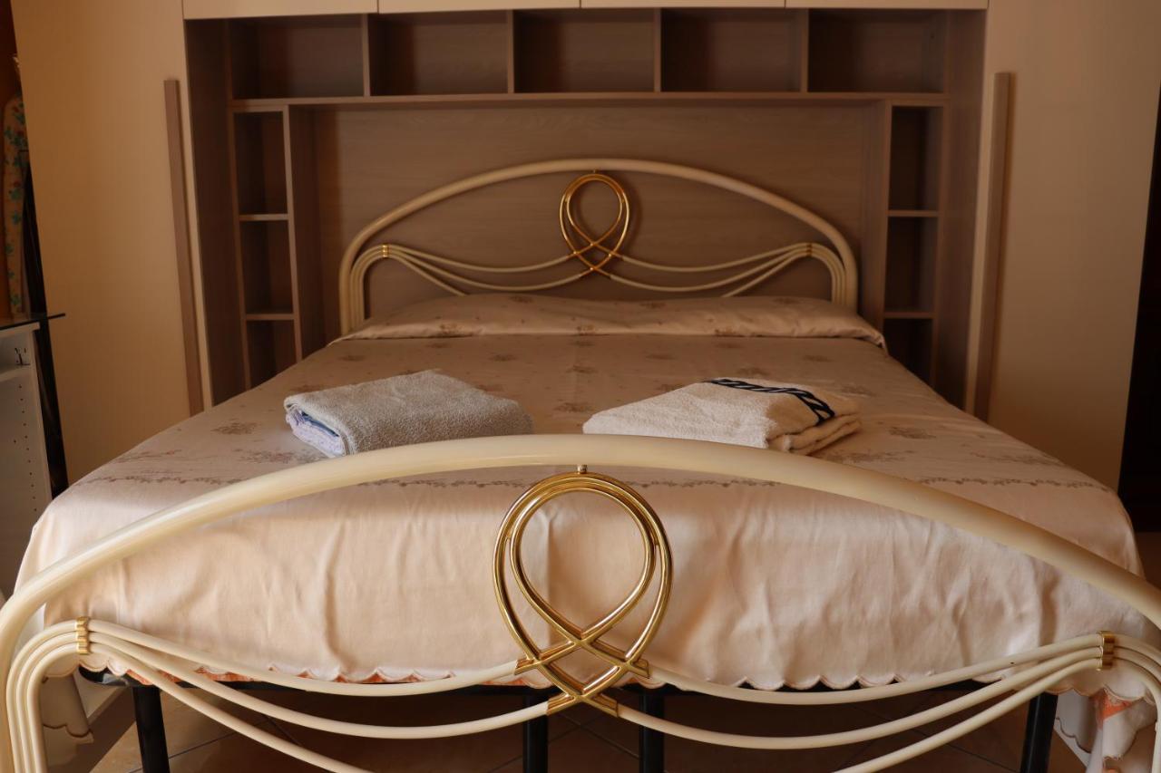 Casa Andreea Vicino Al Centro Di Olbia Iun R5904 Apartment Ngoại thất bức ảnh
